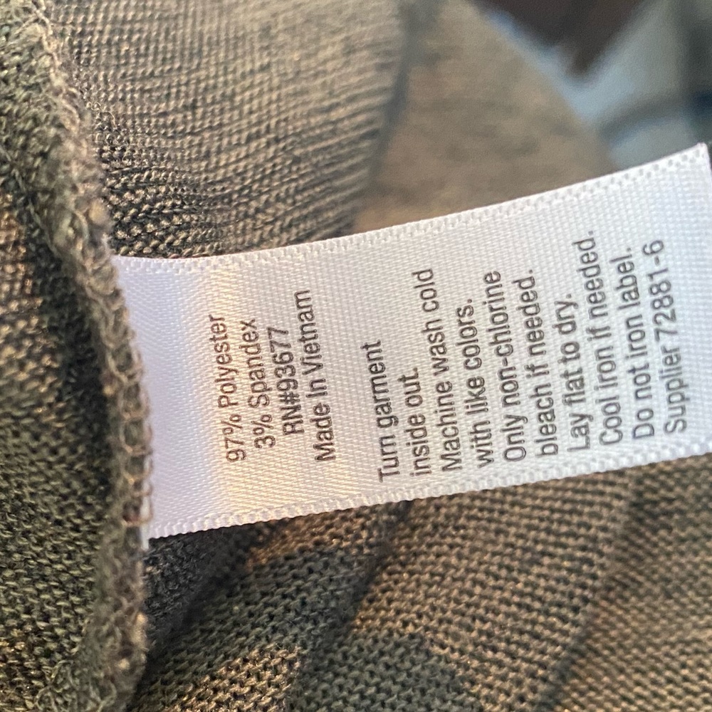 Sweater - Picture 7 of 8